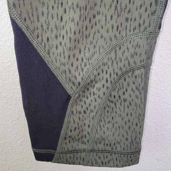 Lululemon Run: Inspire Crop II Full-On Luxtreme leggings size 8 - Picture 9 of 9